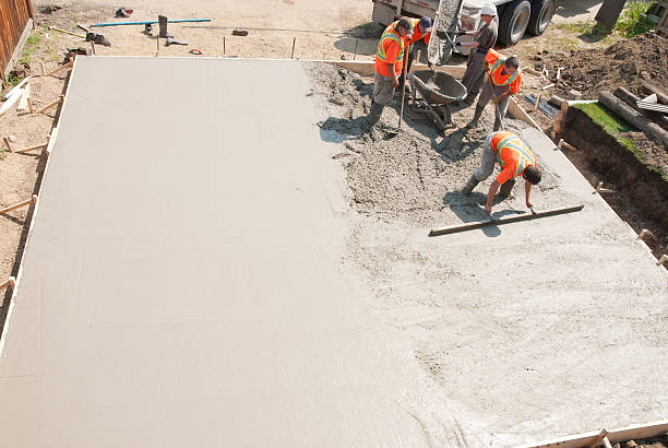 Best Affordable Concrete Contractor  in Flowing Wells, AZ